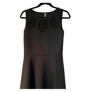 Cute sleeveless dress black